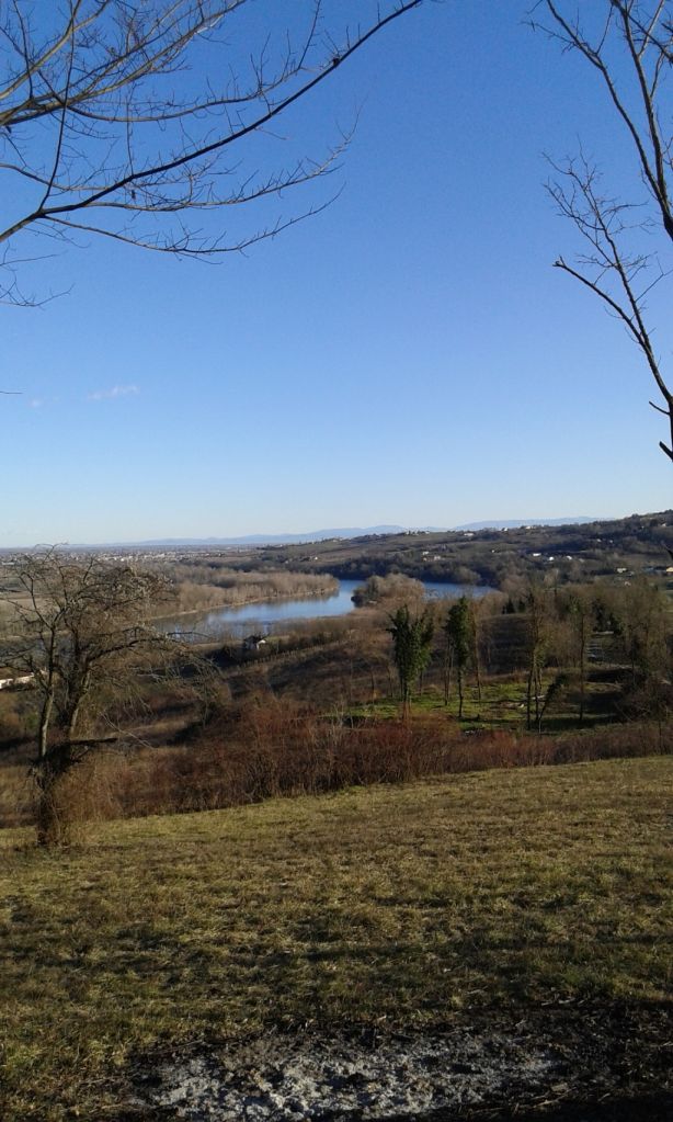‘Camminata tra cave e miniere’ a Coniolo
